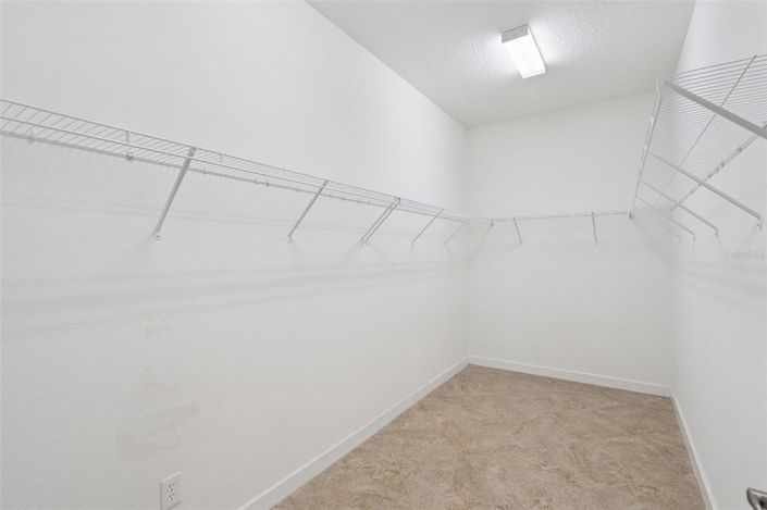 Image No.13-4 Bed House for sale