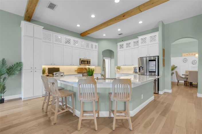 Image No.20-4 Bed House for sale