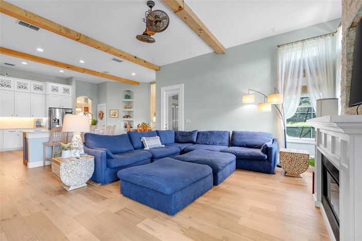 Image No.24-4 Bed House for sale