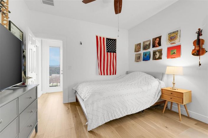 Image No.28-4 Bed House for sale