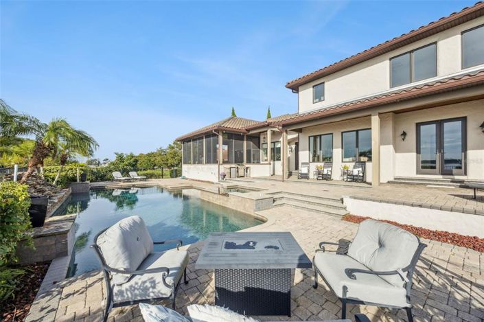 Image No.16-4 Bed House for sale