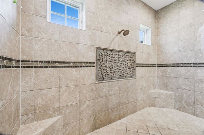 Image No.37-4 Bed House for sale