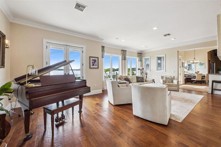 Image No.46-4 Bed House for sale