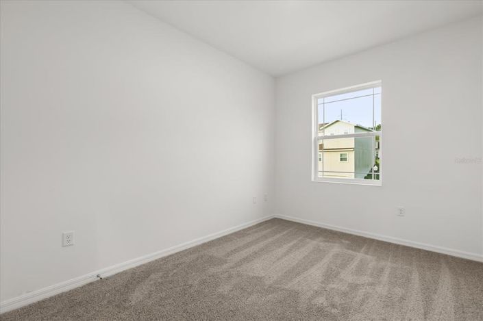 Image No.17-3 Bed Townhouse for sale