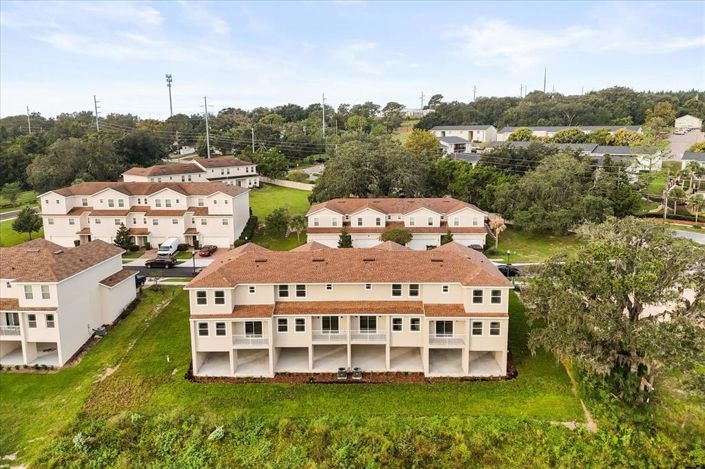 Image No.29-3 Bed Townhouse for sale