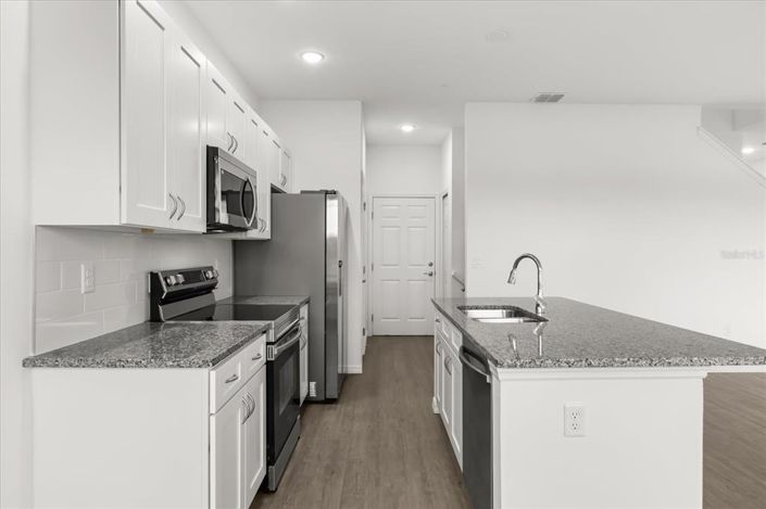 Image No.7-3 Bed Townhouse for sale