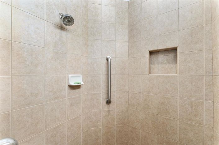 Image No.25-3 Bed House for sale