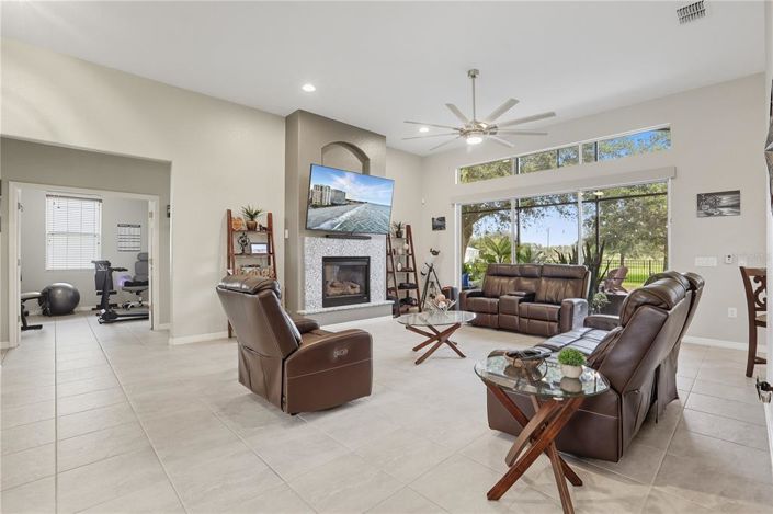 Image No.7-Maison de 4 chambres à vendre à Saint John