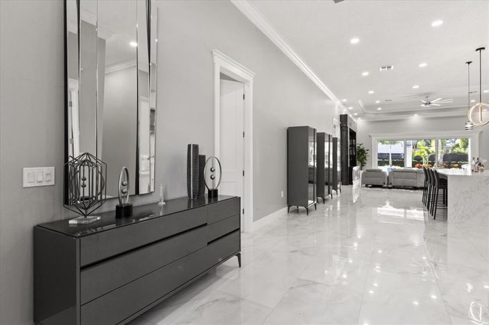 Image No.11-4 Bed House for sale