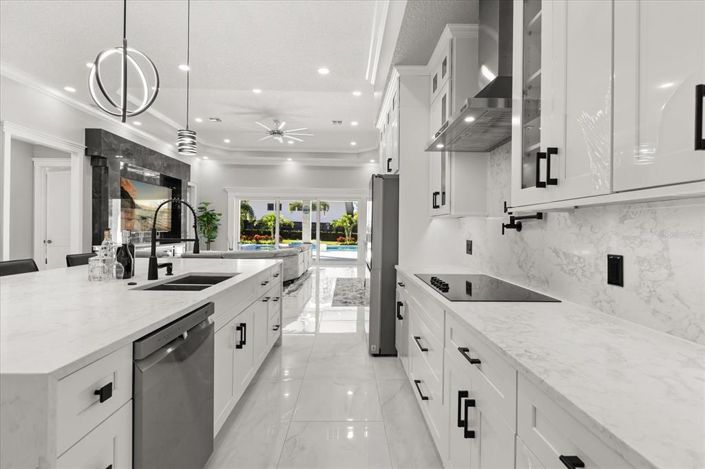 Image No.19-4 Bed House for sale