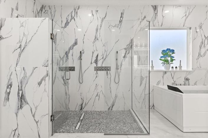 Image No.26-4 Bed House for sale