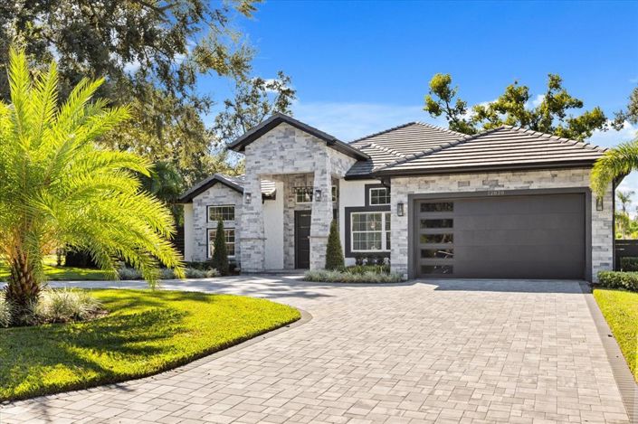 Image No.3-4 Bed House for sale