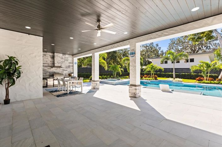 Image No.47-4 Bed House for sale