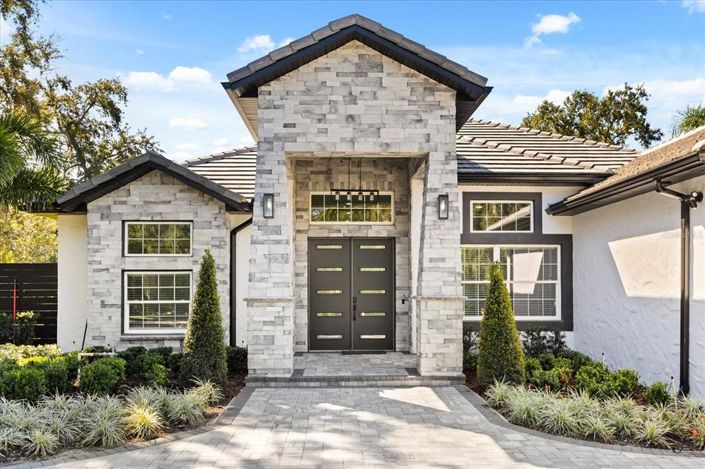 Image No.5-4 Bed House for sale