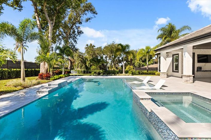 Image No.54-4 Bed House for sale