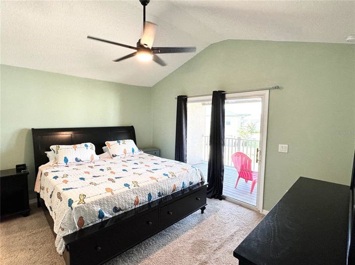 Image No.14-3 Bed Townhouse for sale