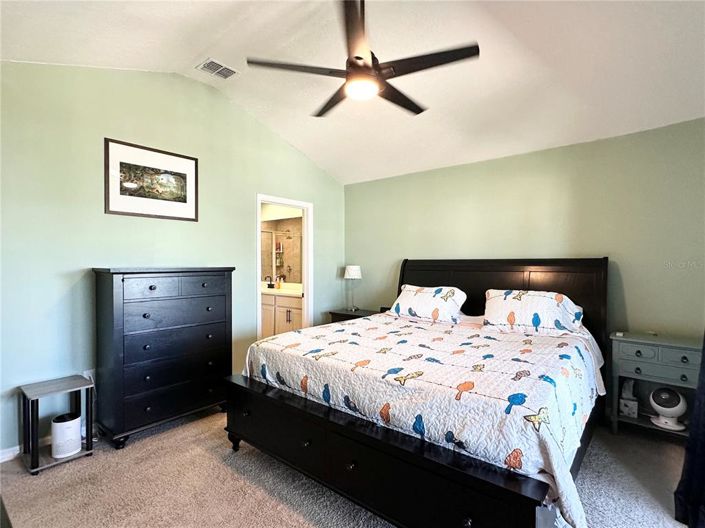 Image No.15-3 Bed Townhouse for sale