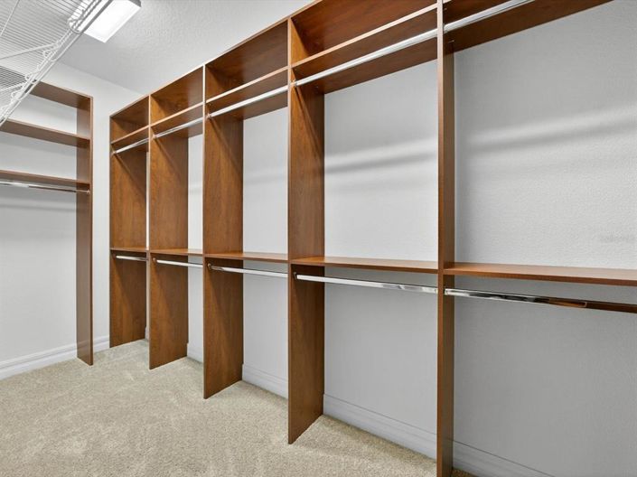 Image No.23-3 Bed House for sale