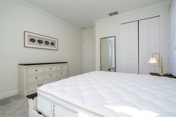 Image No.13-6 Bed House for sale