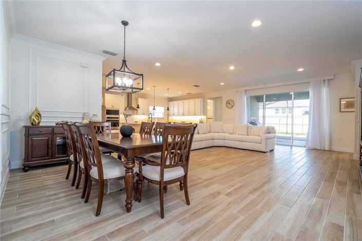 Image No.20-6 Bed House for sale