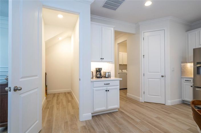 Image No.28-6 Bed House for sale