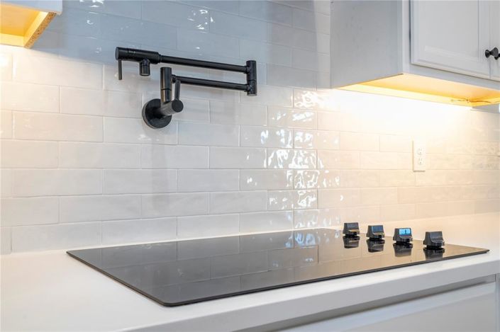 Image No.33-6 Bed House for sale