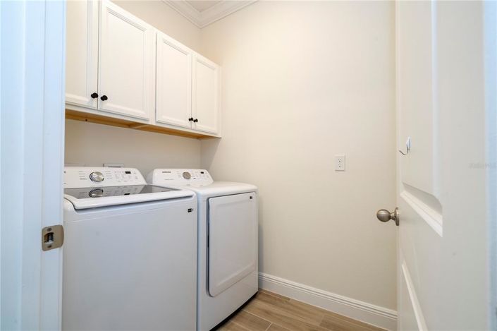 Image No.37-6 Bed House for sale