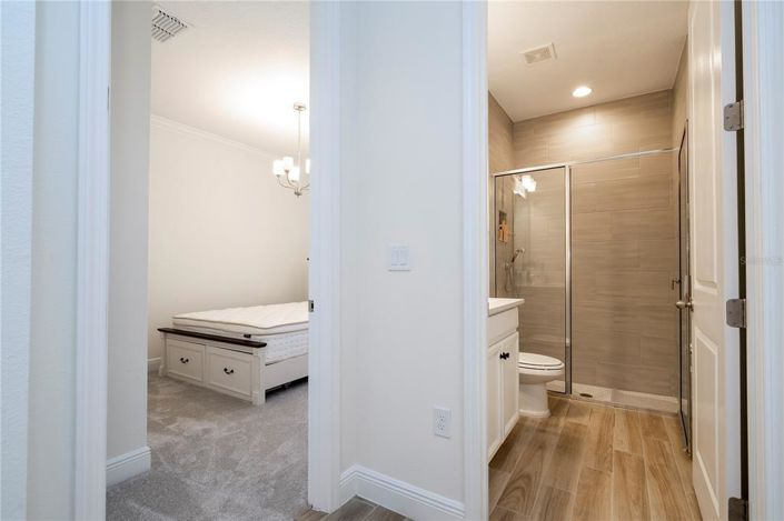 Image No.41-6 Bed House for sale