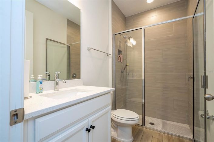 Image No.42-6 Bed House for sale