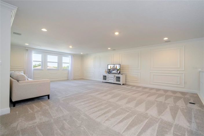 Image No.58-6 Bed House for sale