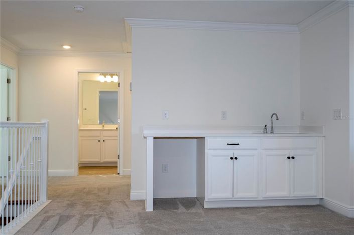 Image No.60-6 Bed House for sale