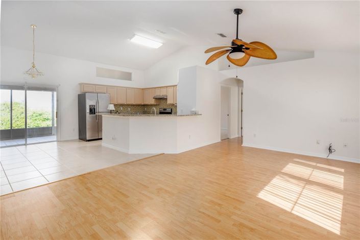 Image No.2-3 Bed House for sale