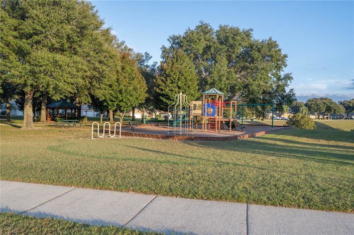 Image No.22-3 Bed House for sale