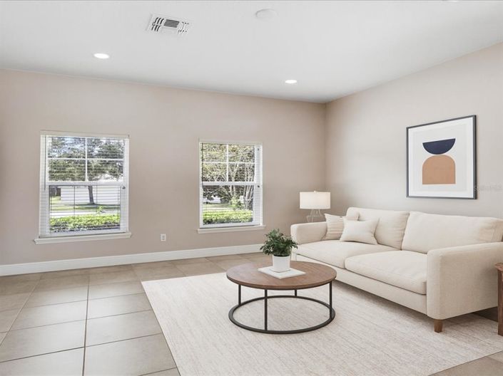 Image No.6-3 Bed House for sale