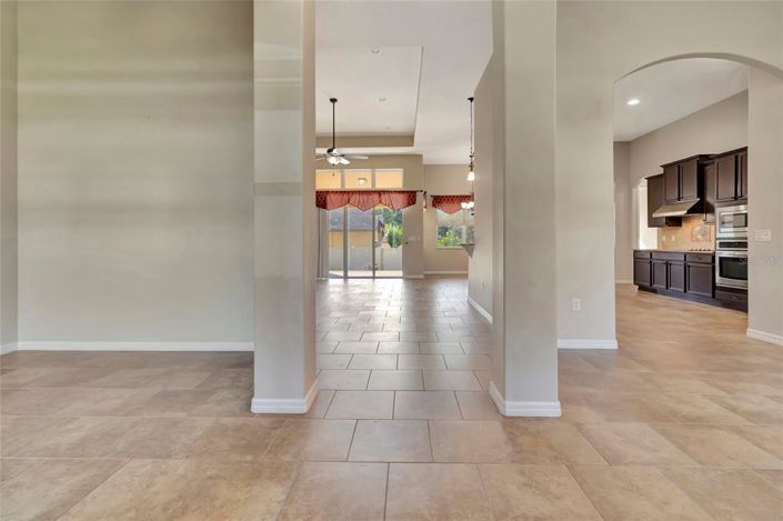 Image No.15-4 Bed House for sale