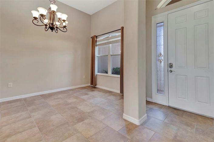 Image No.25-4 Bed House for sale