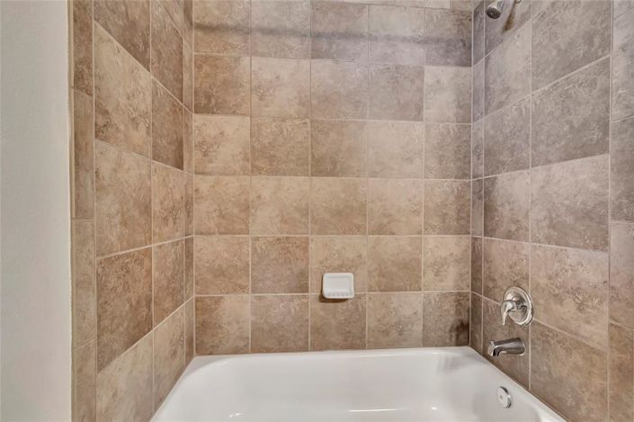 Image No.29-4 Bed House for sale