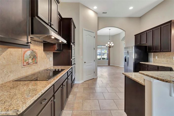 Image No.6-4 Bed House for sale