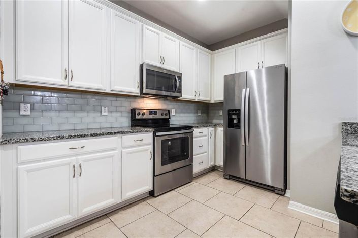 Image No.11-4 Bed Townhouse for sale