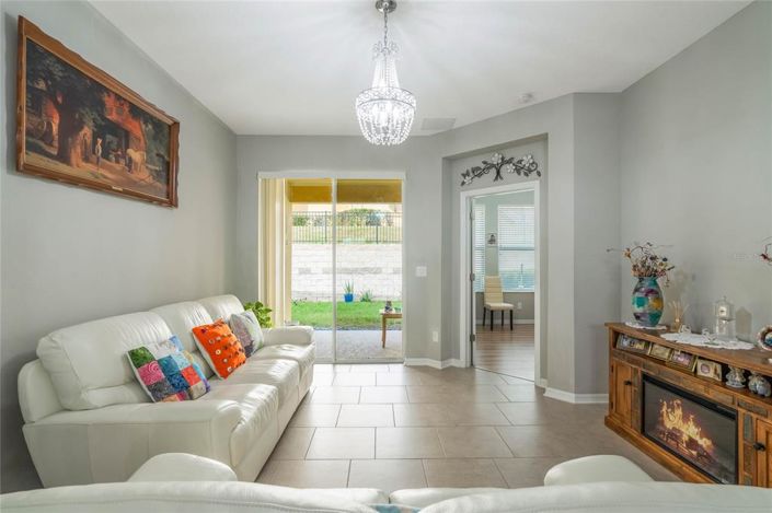 Image No.6-4 Bed Townhouse for sale