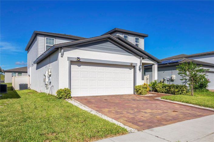 Image No.2-Propriété de 4 chambres à vendre à Davenport