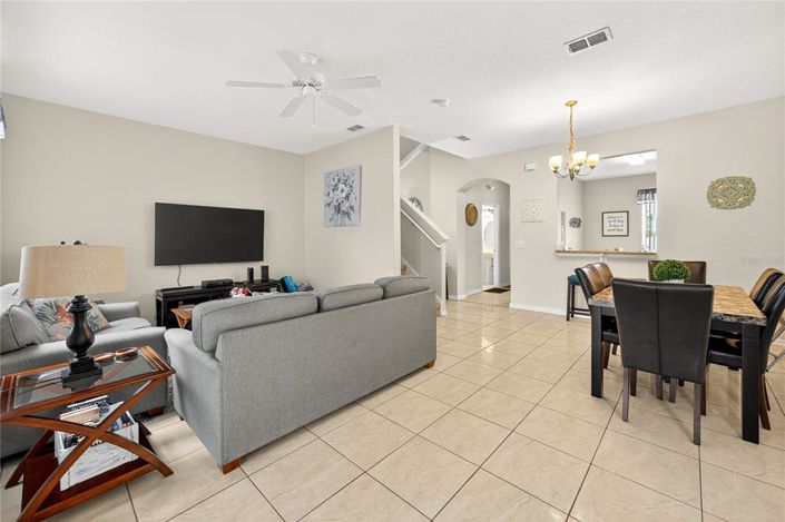 Image No.12-3 Bed Townhouse for sale