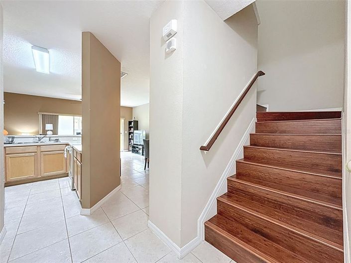 Image No.12-2 Bed Townhouse for sale