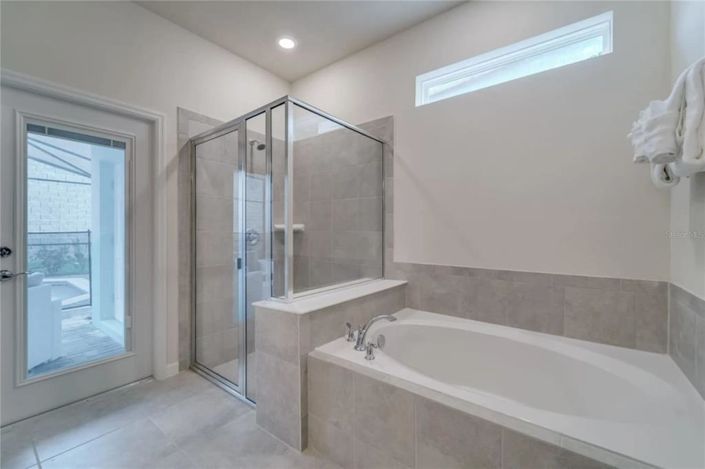 Image No.29-10 Bed Property for sale