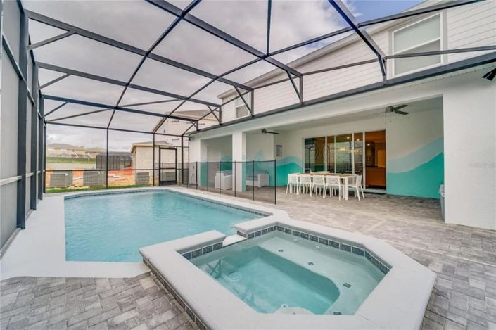 Image No.41-10 Bed Property for sale