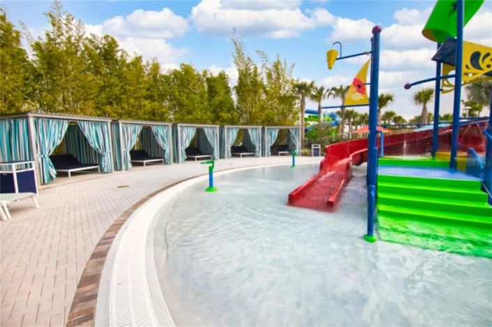 Image No.60-10 Bed House for sale