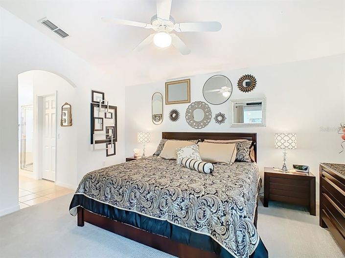 Image No.11-4 Bed House for sale