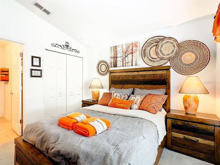 Image No.25-4 Bed House for sale