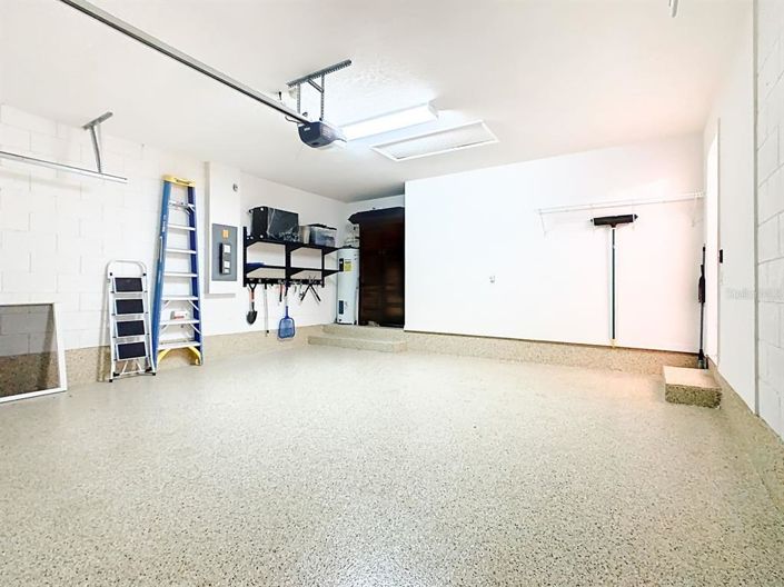 Image No.37-4 Bed House for sale