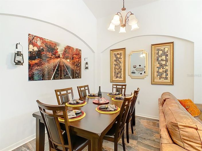 Image No.4-4 Bed House for sale